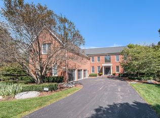 2751 Whispering Woods Dr, Ann Arbor, MI