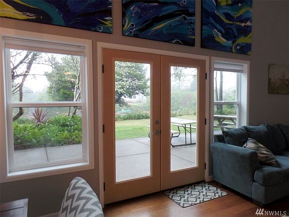 4th image of 350 N Butterclam St SW