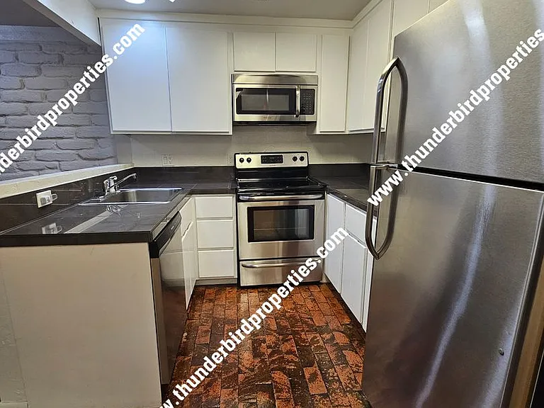 200 Rio Grande Blvd SW — Photo 6