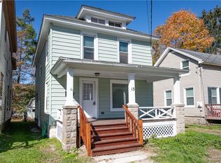 13 Liberty St, Walton, NY 13856