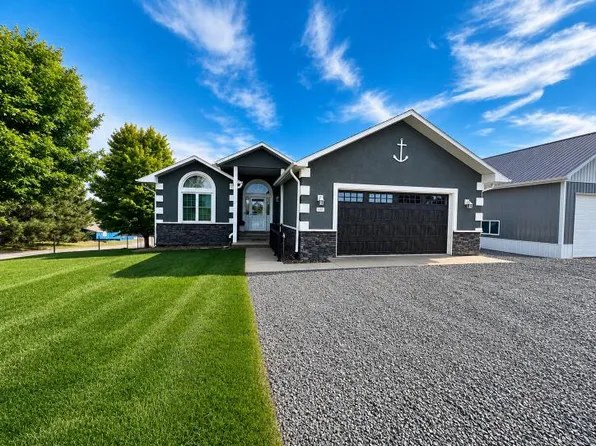 51 Lakeshore, Lewellen, NE 69147