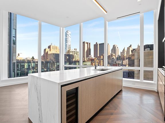 3rd image of 111 Murray St #15B