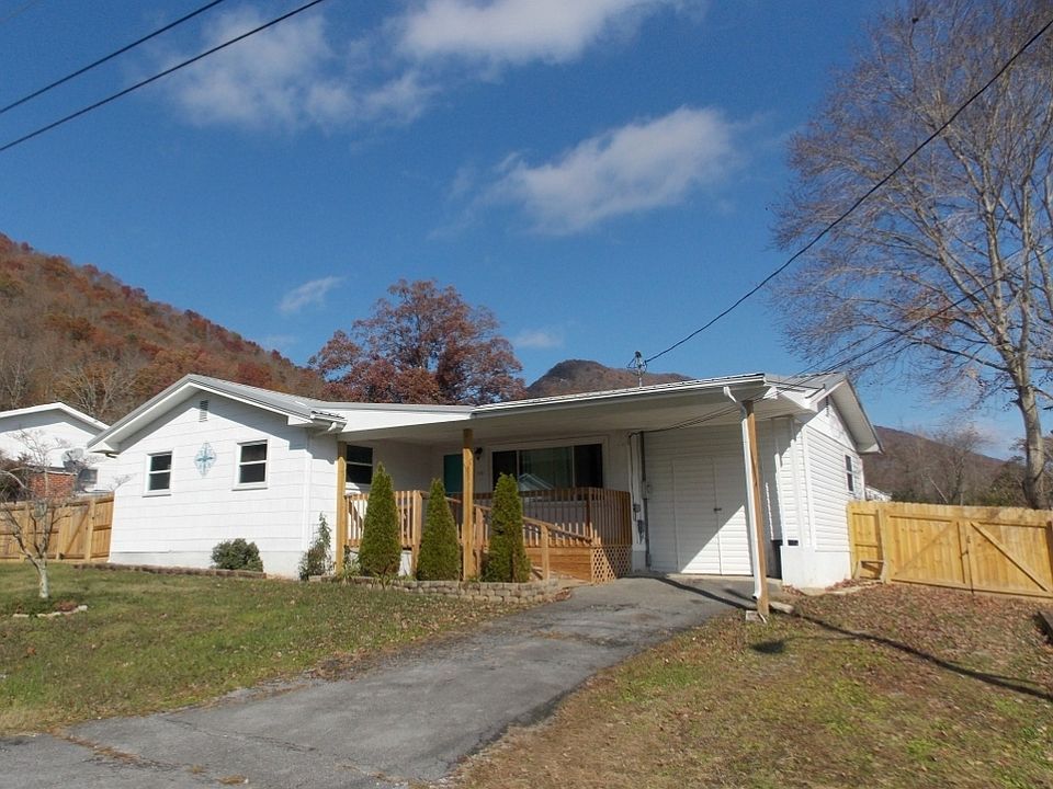 1st image of 148 Mountain Dr