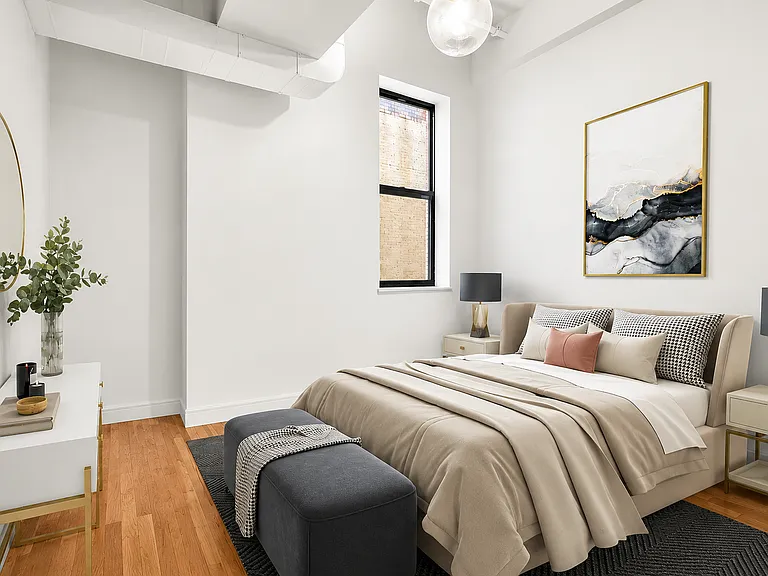 180 Bainbridge St #209 — Photo 4