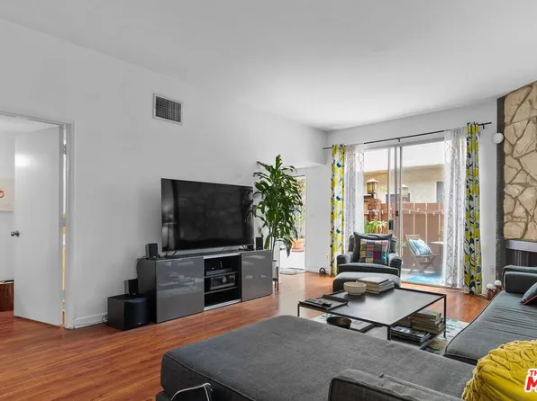 1828 Barry Ave APT 4, Los Angeles, CA 90025