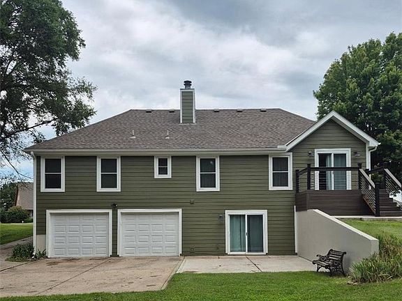2nd image of 14969 Forest View Ct
