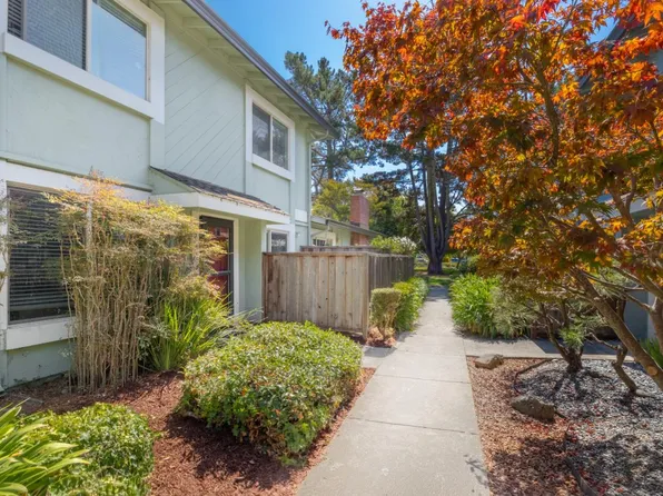 1121 Sutherland Ln APT 2, Capitola, CA 95010