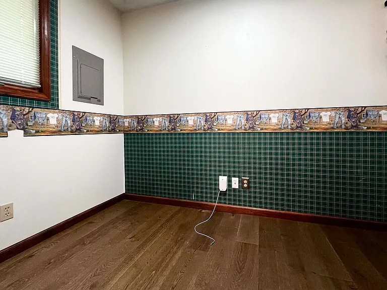 1120 W Maplewood St — Photo 12