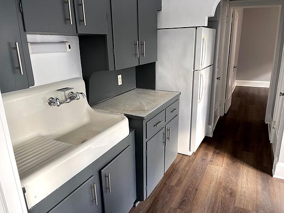 4th image of 1689 Meriline St #3