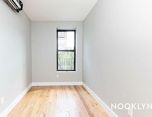 5th image of 565 Saint Johns Pl #2B
