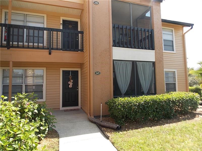 First floor end unit