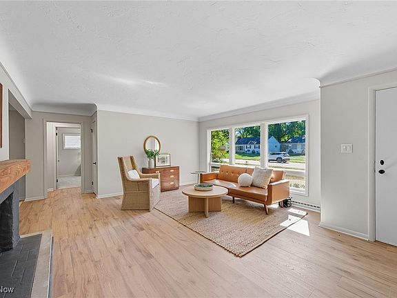 5th image of 22576 Peach Tree Ln