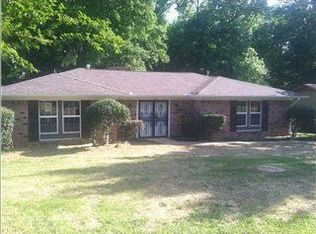 373 Woodcliff Dr, Jackson, MS 39212