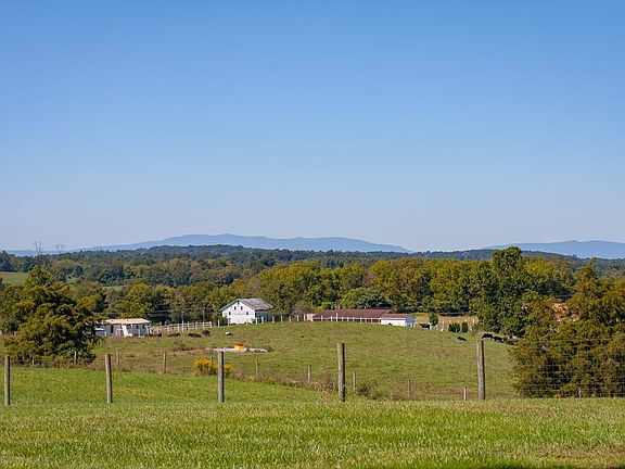 4th image of 119 Purple Cow Rd