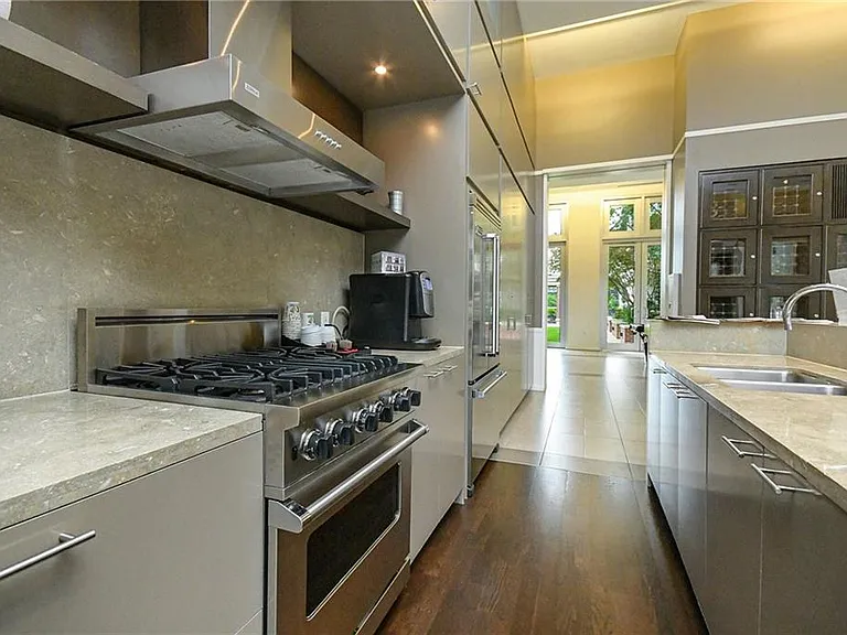 1820 Peachtree St #1002 — Photo 38