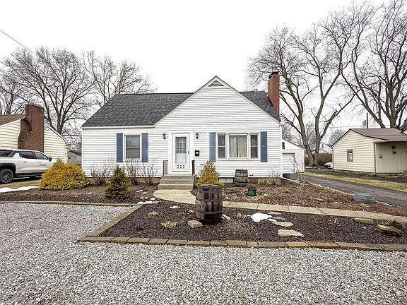 3rd image of 222 Bachmann Ave
