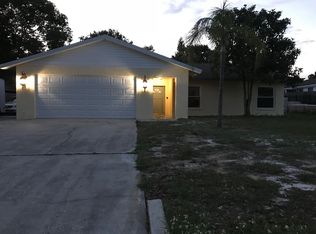 718 Forest Hills Dr, Brandon, FL 33510