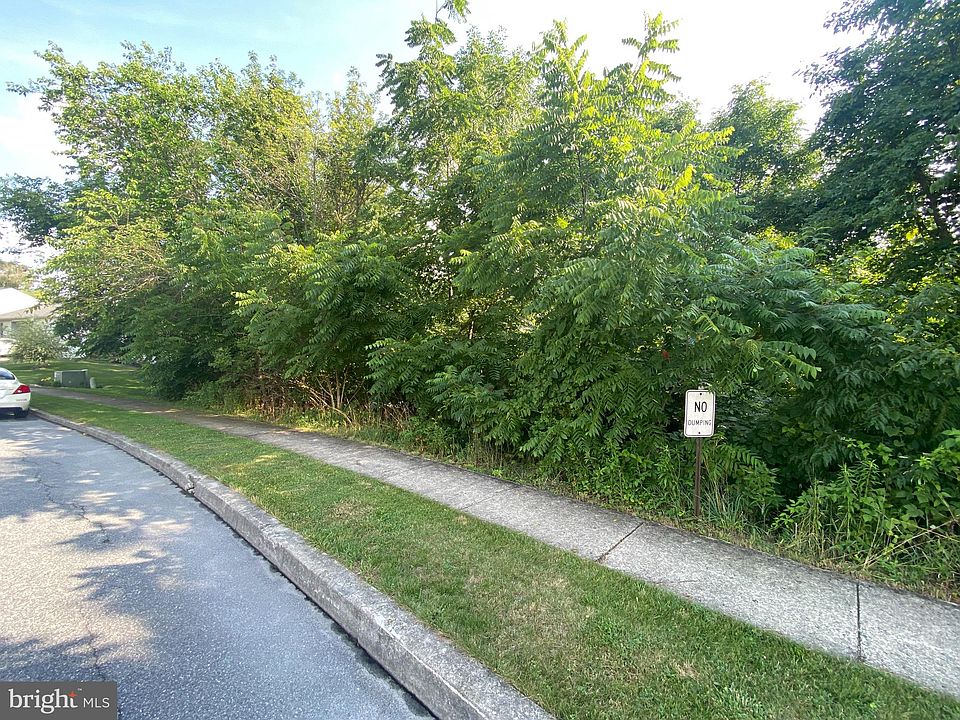 2nd image of 0 & 00 May Dr