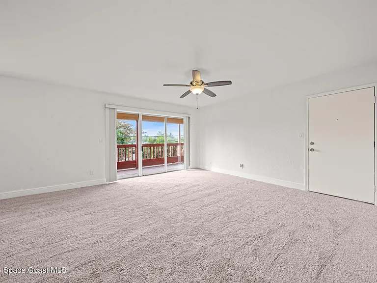 913 S Colonial Ct #C — Photo 11