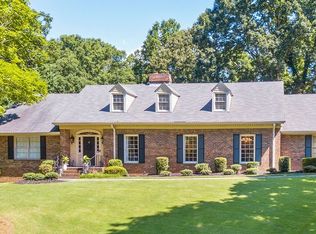 715 Fair Oaks Mnr, Sandy Springs, GA 30327