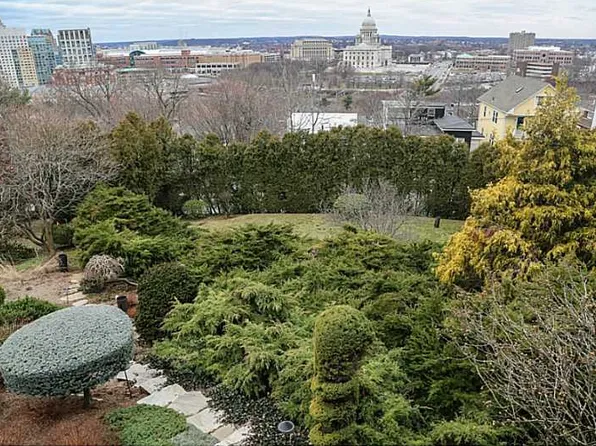 132 Pratt St, Providence, RI 02906