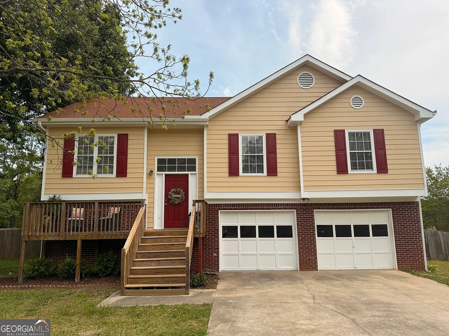 700 Muirfield Dr photo 1