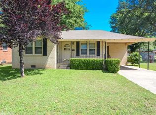 409 W 52nd St, N Little Rock, AR 72118