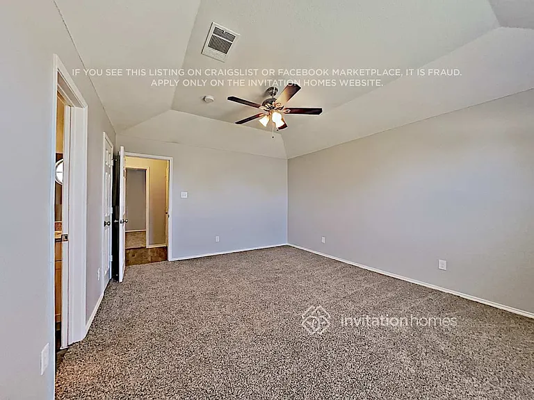 421 Candlestick Trl — Photo 8