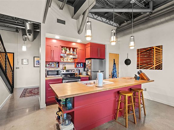 4th image of 525 S School Ave #430