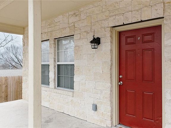 3rd image of 3311 Hycreek Dr #B
