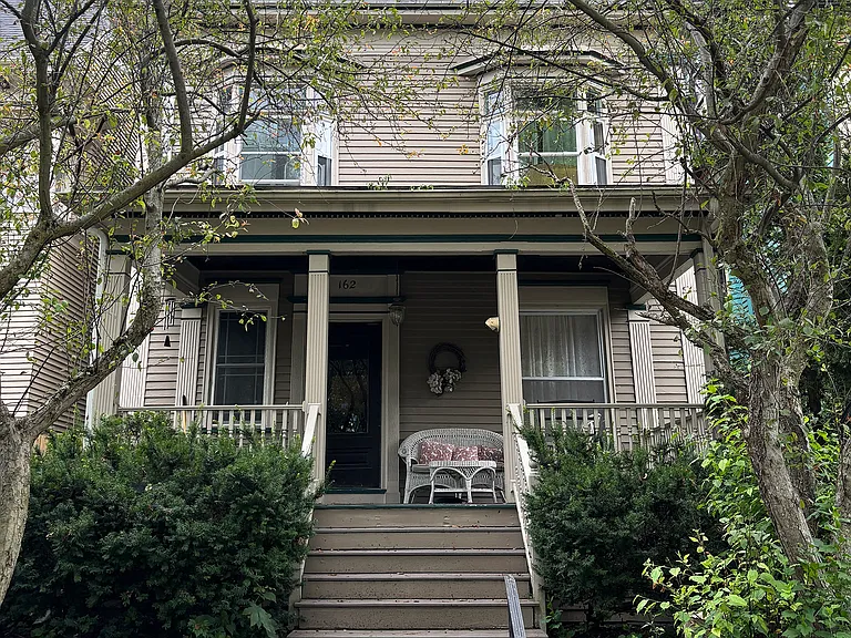 162 Highland Ave #1 — Photo 6