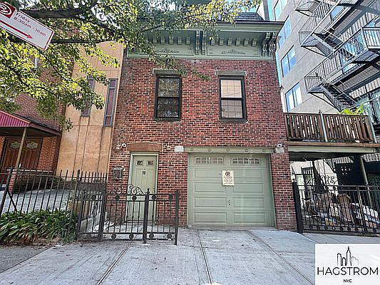 1st image of 118 16th St #118