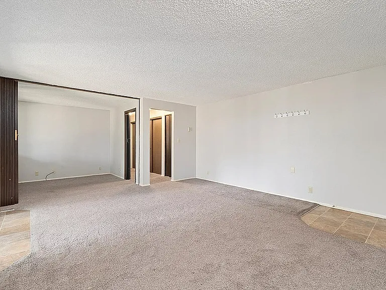 The Landon — Photo 31