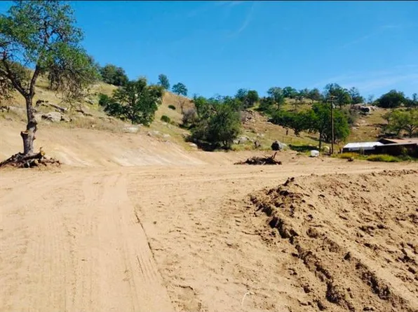344 Squaw Valley Rd, Squaw Valley, CA 93675