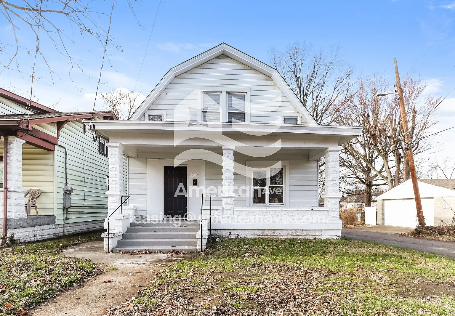 3 bed, 1.0 bath, 1250 sqft, $1,375 — Photo 1