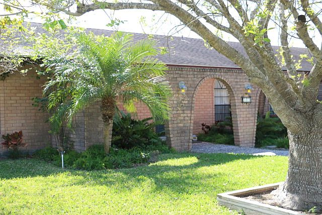 1st image of 514 Parkland Dr