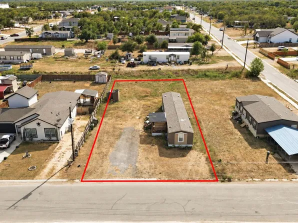 290 Margarita Dr, Dale, TX 78616