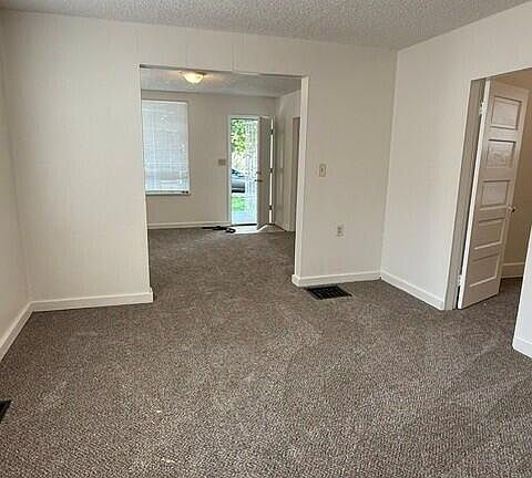 3rd image of 707 S 14th Ave