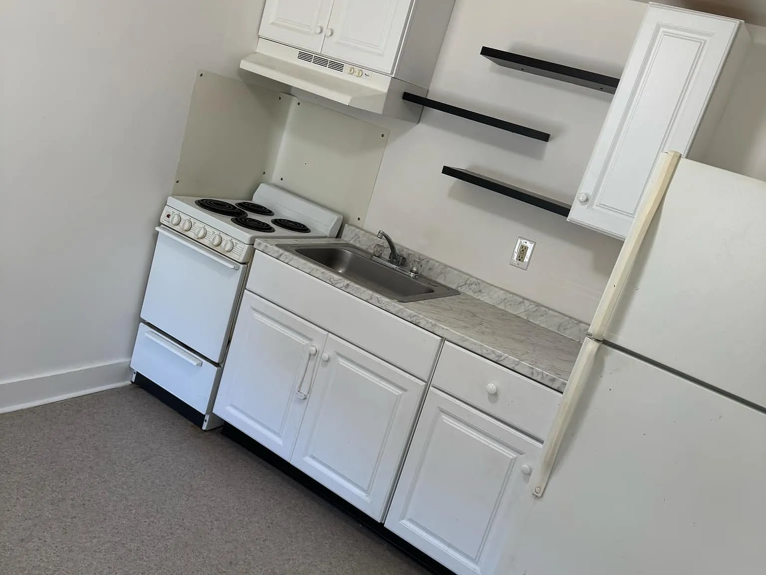 2 bed, 750 sqft, $1,500 — Photo 2