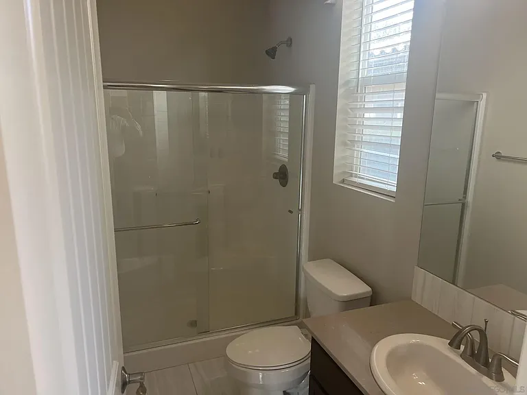 1799 Santa Christina Ave — Photo 4