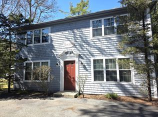 3040 Falmouth Rd APT M1, Osterville, MA 02655