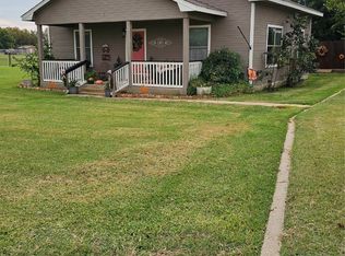 807 N Trinity St, Whitney, TX 76692