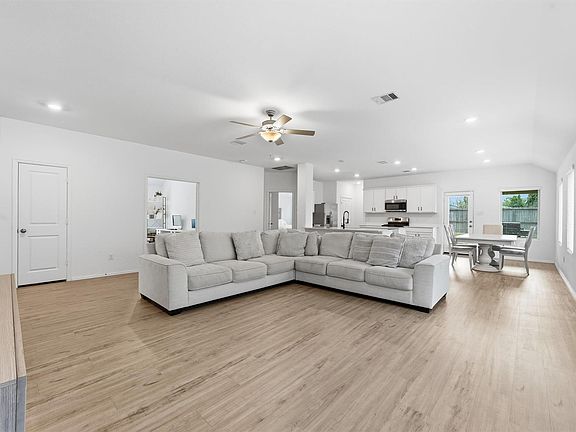 5th image of 4902 Penton Meadow Ln