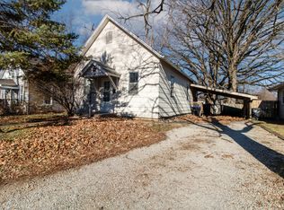 710 Fremont St, Bloomington, IL 61701