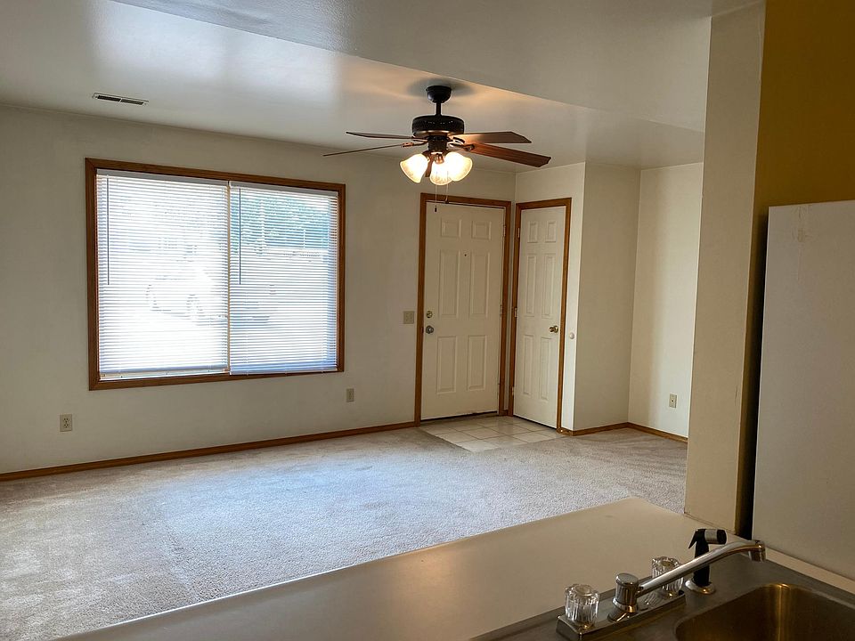 Large Living Room with Coat Closet
