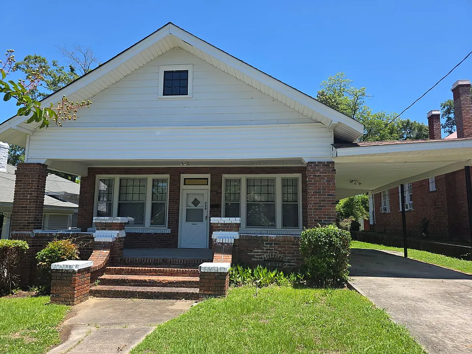 260 Green St