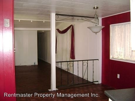 4th image of 877 N Jensen Dr