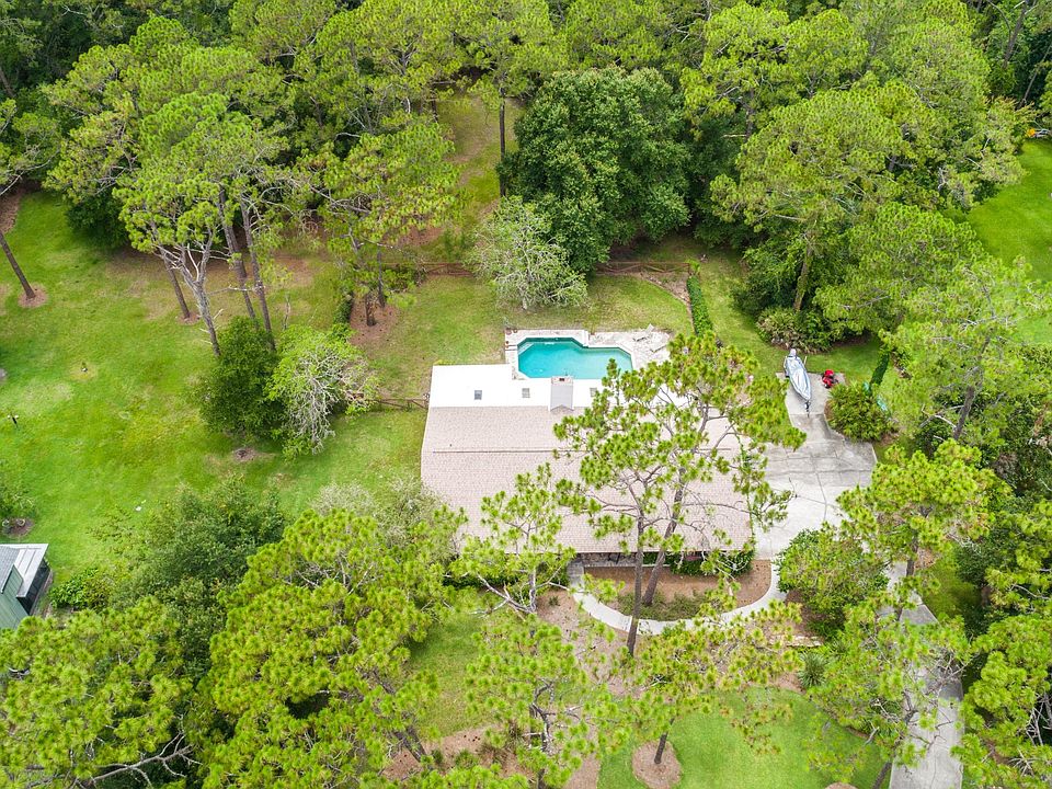 1st image of 19406 Pine Valley Dr