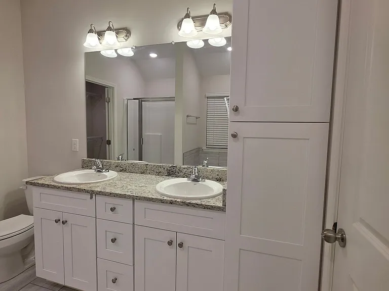 745 Park Ln — Photo 31