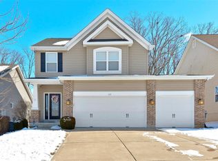 122 Sunset Villa Ct, O'Fallon, MO 63366